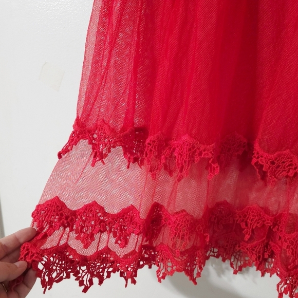 NEW YORK & COMPANY Nwt Lace-Mesh Sleeveless Tiered Tunic Top, Red, L - Picture 10 of 16